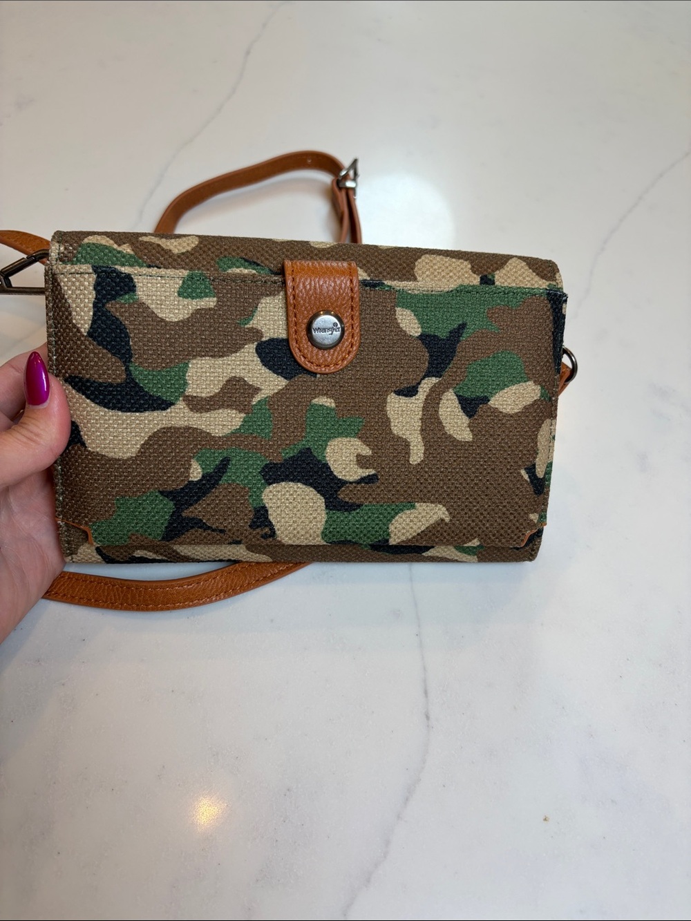 Wrangler Camo Crossbody with Tan Strap - Picture 4 of 5